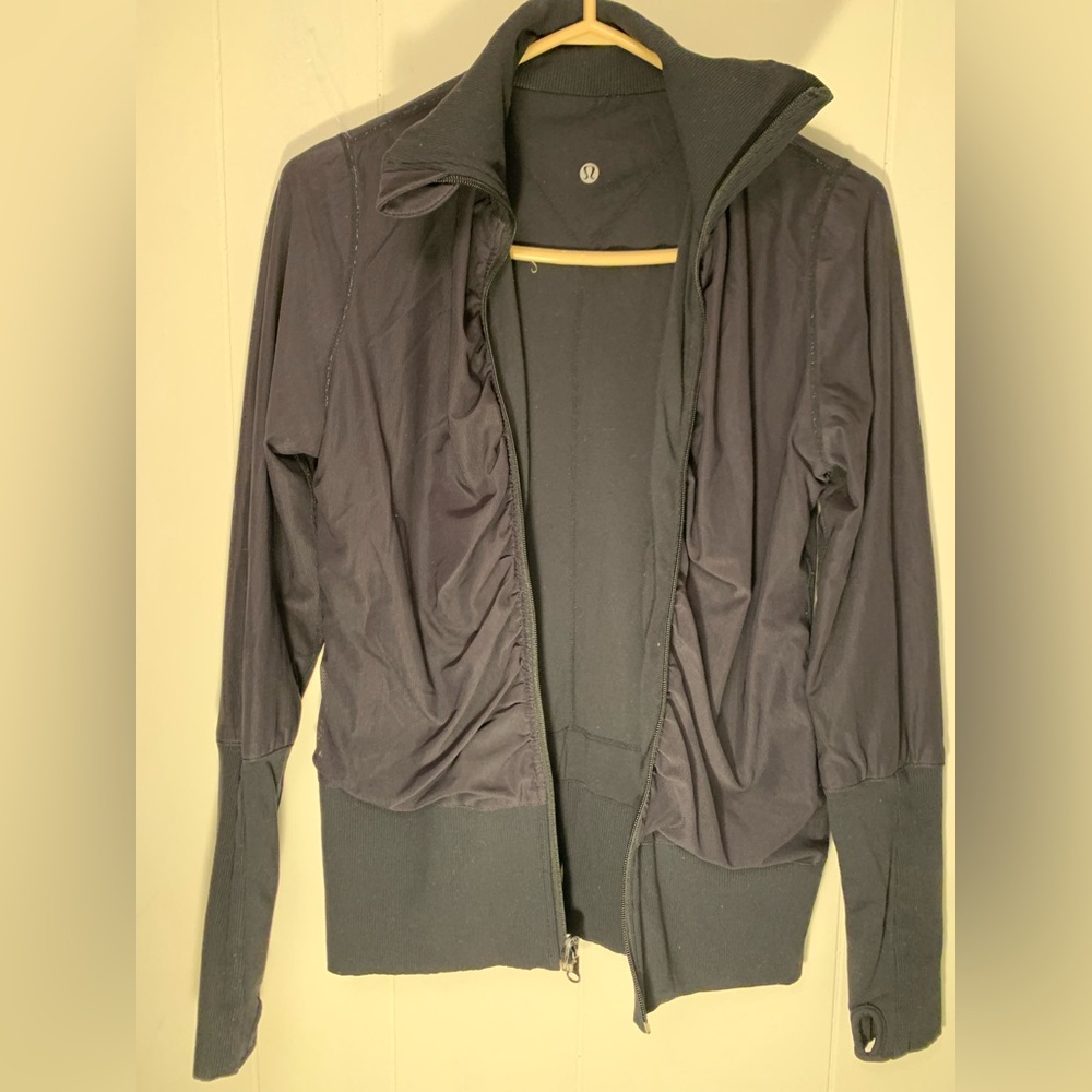 Lululemon Women's reversible Black Jacket
